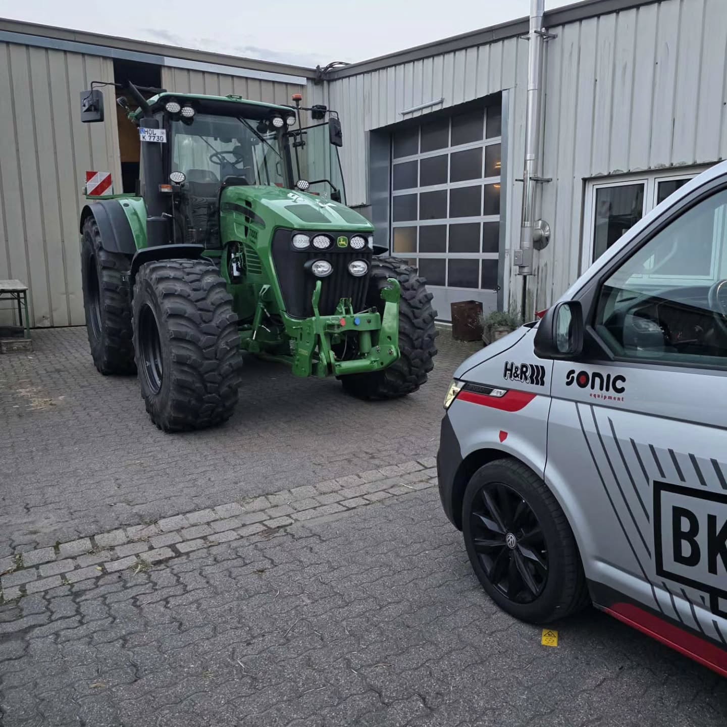🚜 John Deere bei uns zur Optimierung 📈 Heute wieder ein John Deere im Fokus. ⚙️ Individuelle Softwareoptimierung ⛽ Verbrauchsoptimierung 📈 Mehr Effizienz im tä…